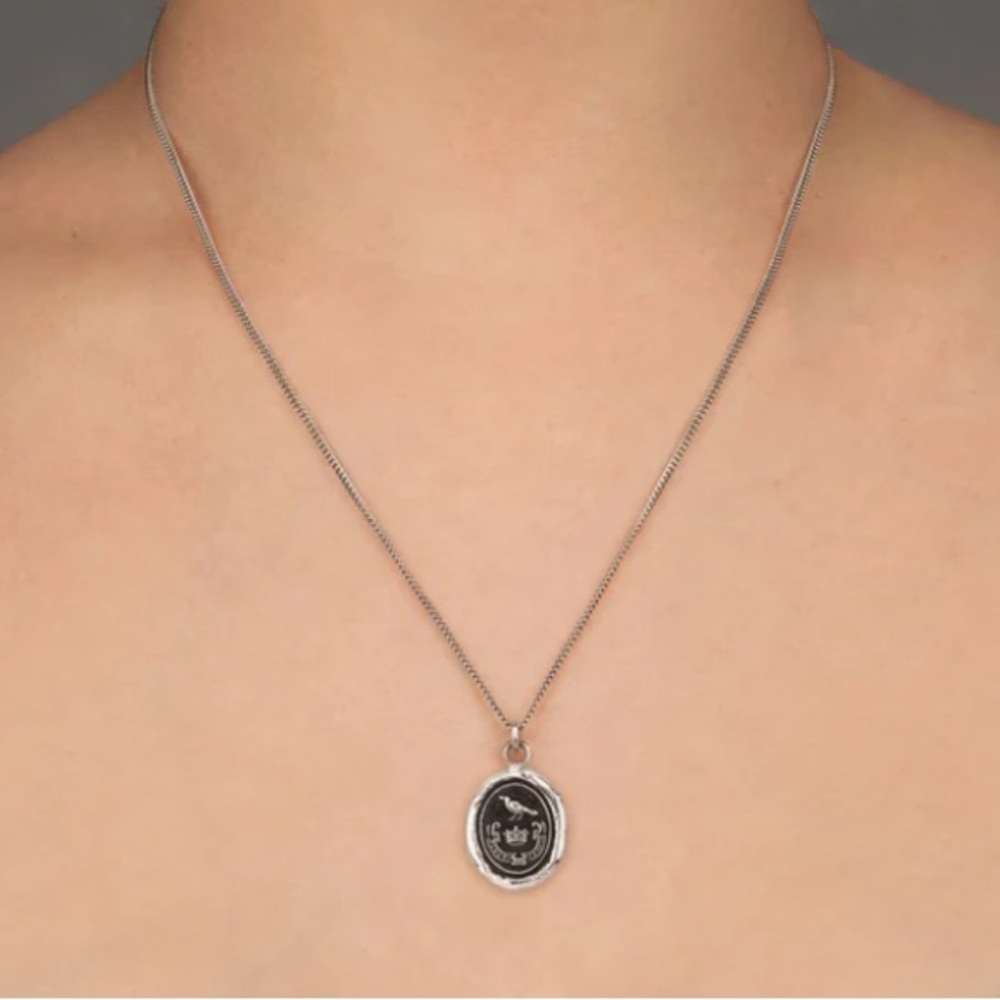 Pyrrha Elegant Silver Pendant Necklace